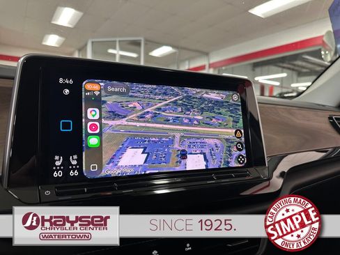 Used 2025 Volkswagen Atlas SE AWD/4WD image 22
