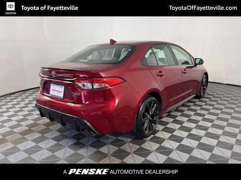 Used 2024 Toyota Corolla SE image 13