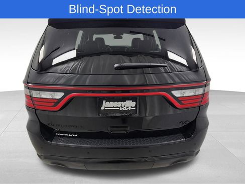 Used 2022 Dodge Durango R/T w/ Blacktop Package AWD/4WD image 4