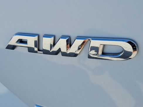 Used 2022 Honda CR-V Touring image 8
