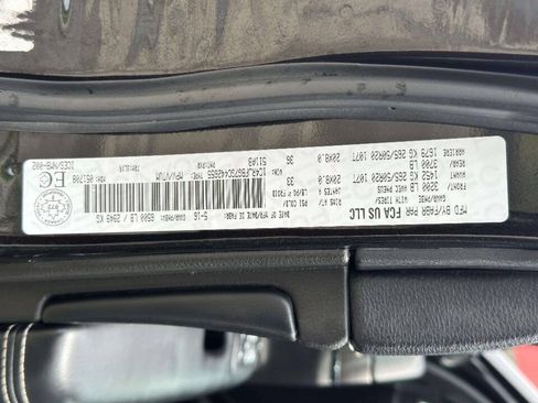 Used 2016 Jeep Grand Cherokee Limited AWD/4WD image 32
