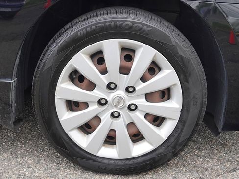 Used 2017 Nissan Sentra S FWD image 14