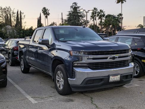 Used 2021 Chevrolet Silverado 1500 LT w/ LPO, Dark Essentials Package image 2