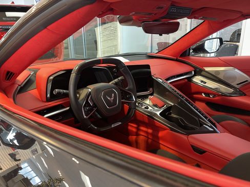 Used 2024 Chevrolet Corvette Z06 w/ Z07 Performance Package image 11