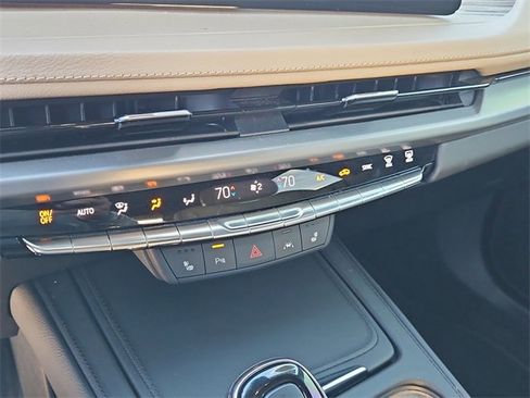 Used 2025 Cadillac XT4 Premium Luxury w/ Cold Weather Package image 26