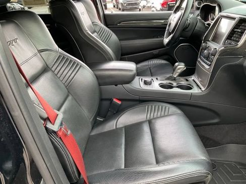 Used 2017 Jeep Grand Cherokee SRT AWD/4WD image 22