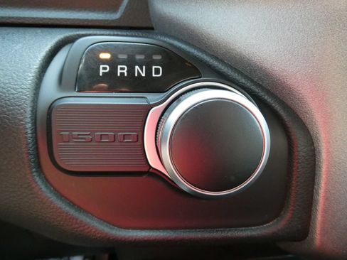 Used 2019 RAM 1500 Tradesman RWD image 26