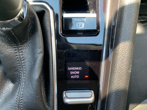 Used 2022 Jeep Compass Latitude w/ Sun and Sound Group AWD/4WD image 20