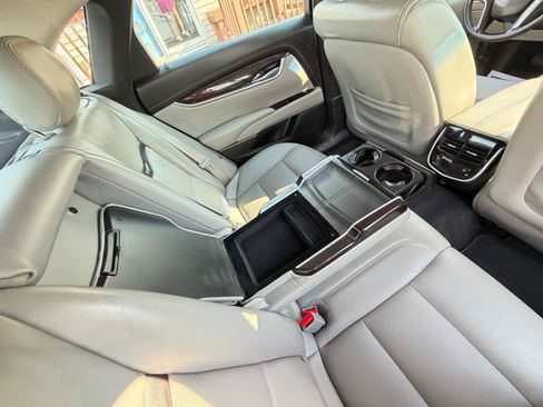 Used 2016 Cadillac XTS Luxury FWD image 39