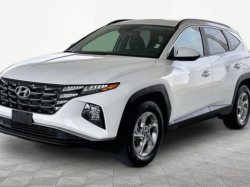 Used 2024 Hyundai Tucson SEL AWD/4WD image 3