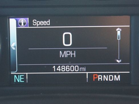 Used 2015 Chevrolet Tahoe LT RWD image 4