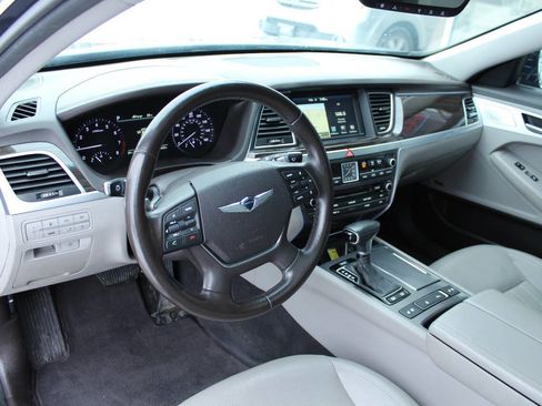 Used 2018 Genesis G80 3.8 w/ Option Group 02 image 16