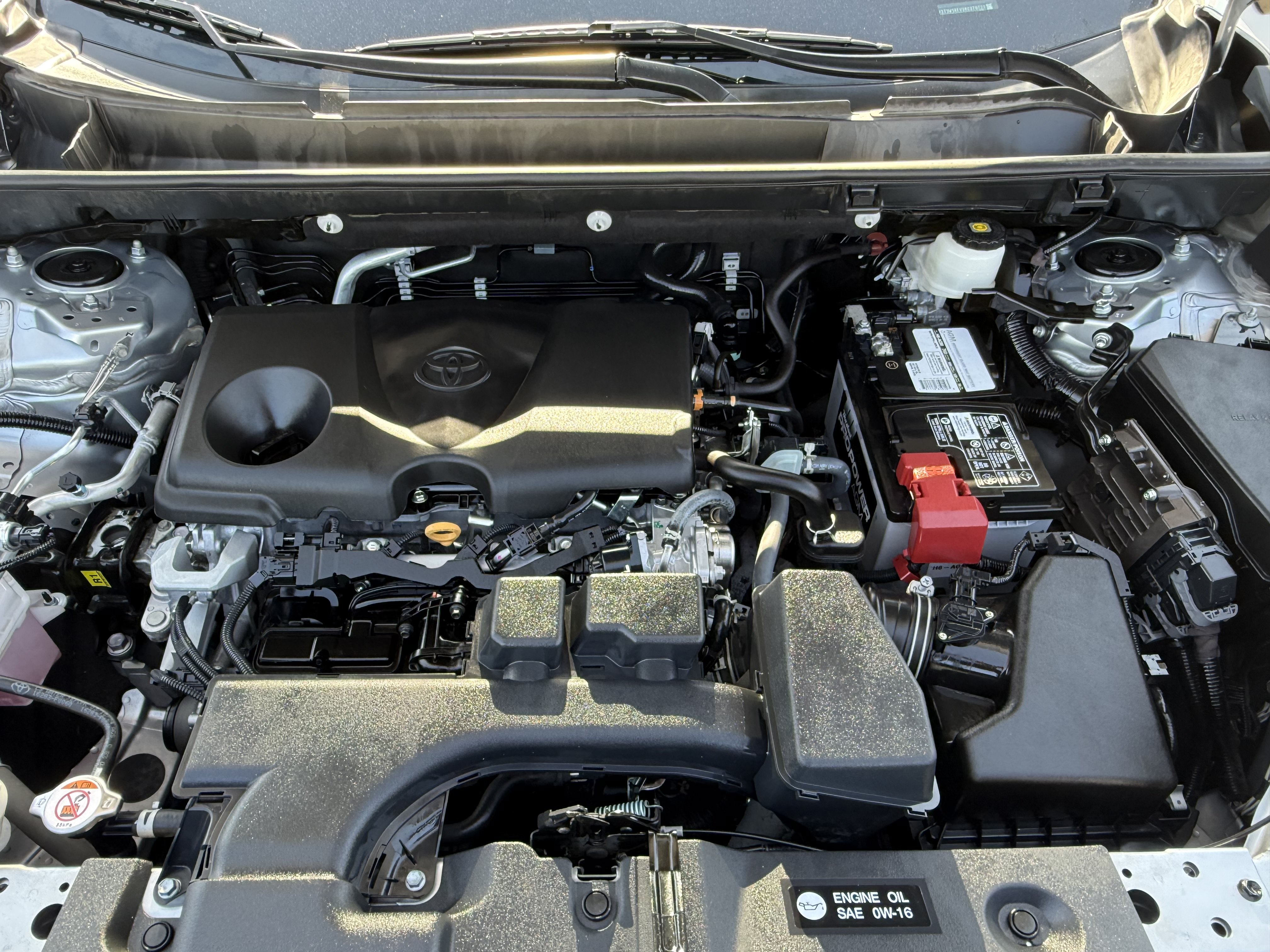 Used 2024 Toyota RAV4 XLE FWD image 30