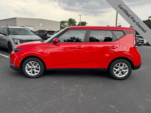 Certified 2023 Kia Soul LX w/ LX Technology Package FWD image 6
