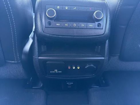 Used 2016 Buick Enclave Leather image 19