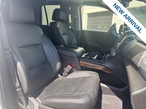 Used 2020 Chevrolet Tahoe Premier AWD/4WD image 9