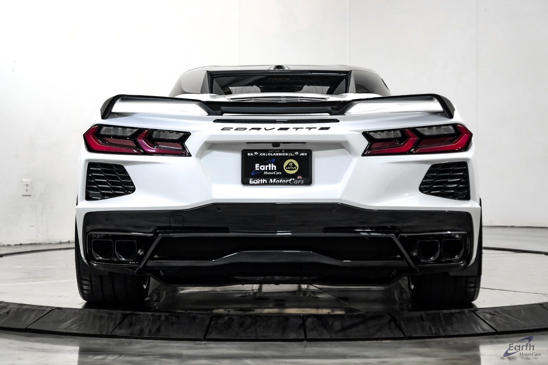 Used 2024 Chevrolet Corvette Stingray Premium Conv w/ Z51 Performance Package RWD image 15