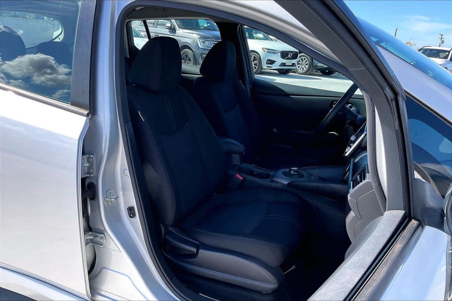 Used 2024 Nissan Leaf S FWD image 13