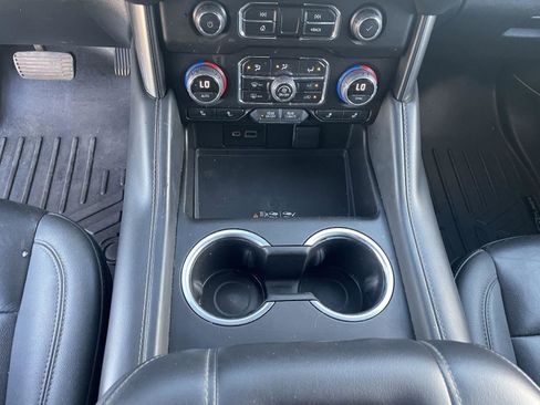 Used 2022 Chevrolet Tahoe Z71 image 18