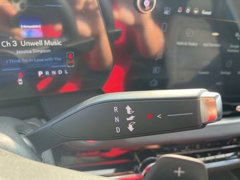 New 2026 Chevrolet Equinox LT image 19