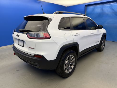 Used 2020 Jeep Cherokee Trailhawk w/ Comfort/Convenience Group AWD/4WD image 7
