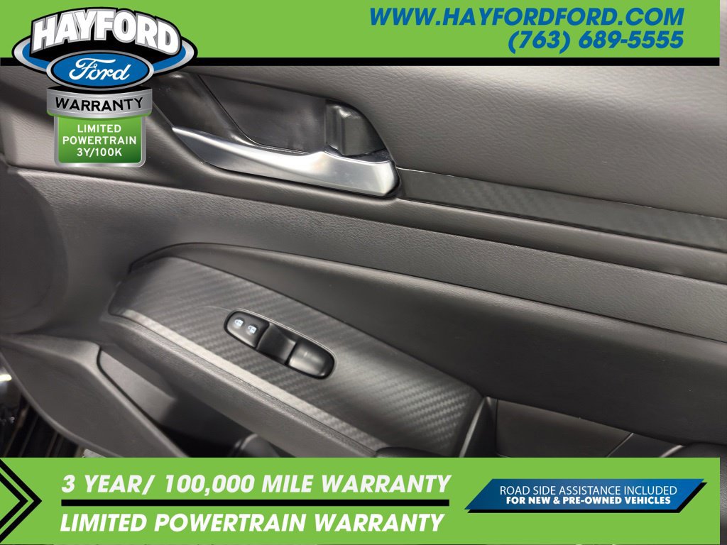 Used 2025 Nissan Altima 2.5 SV FWD image 17