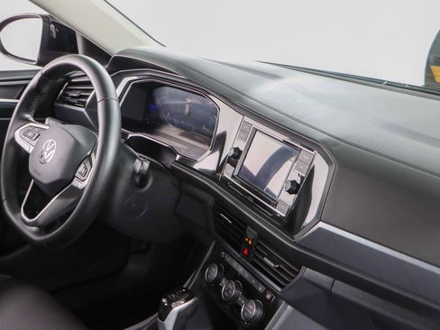 Used 2024 Volkswagen Jetta SE image 26