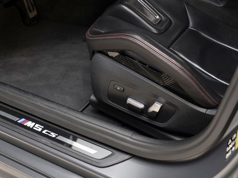 Used 2022 BMW M5 CS AWD/4WD image 16