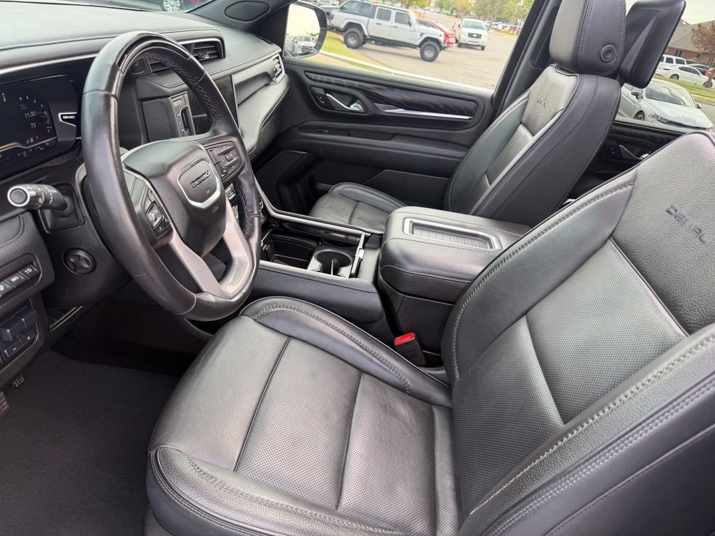 Used 2024 GMC Yukon Denali w/ Denali Reserve Package AWD/4WD image 30