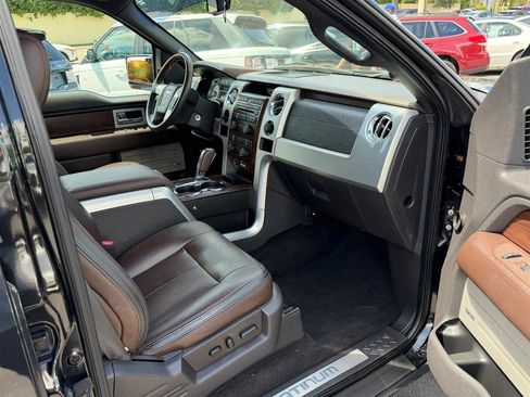 Used 2010 Ford F150 Lariat RWD image 45