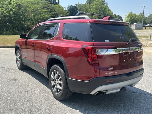 Used 2020 GMC Acadia SLT w/ Driver Alert Package II FWD image 7