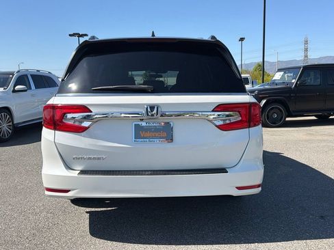 Used 2018 Honda Odyssey EX image 9