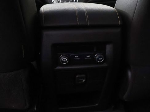 Used 2020 Chevrolet Traverse LS FWD image 45