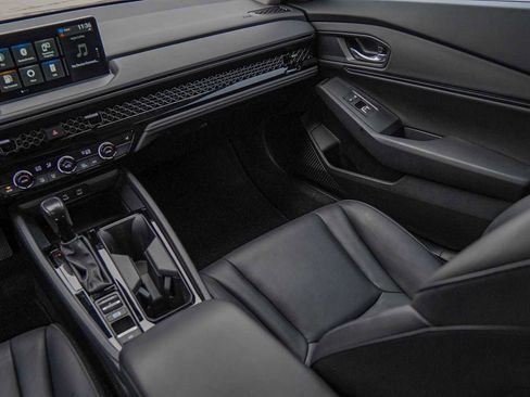 Used 2023 Honda Accord EX-L image 26