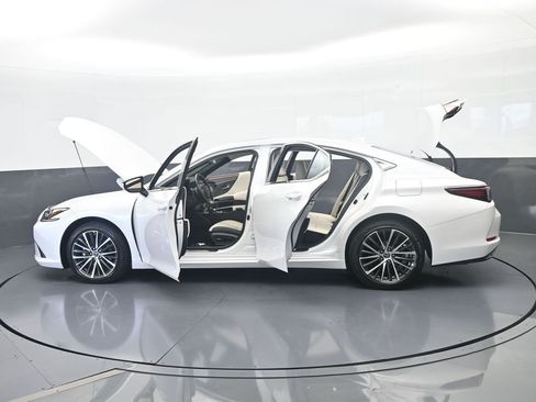 Used 2025 Lexus ES 350 w/ Premium Package FWD image 74