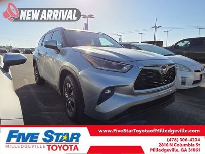 Used 2021 Toyota Highlander XLE