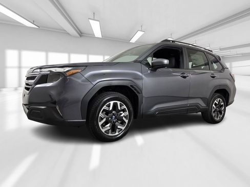 New 2026 Subaru Forester Premium AWD/4WD image 2