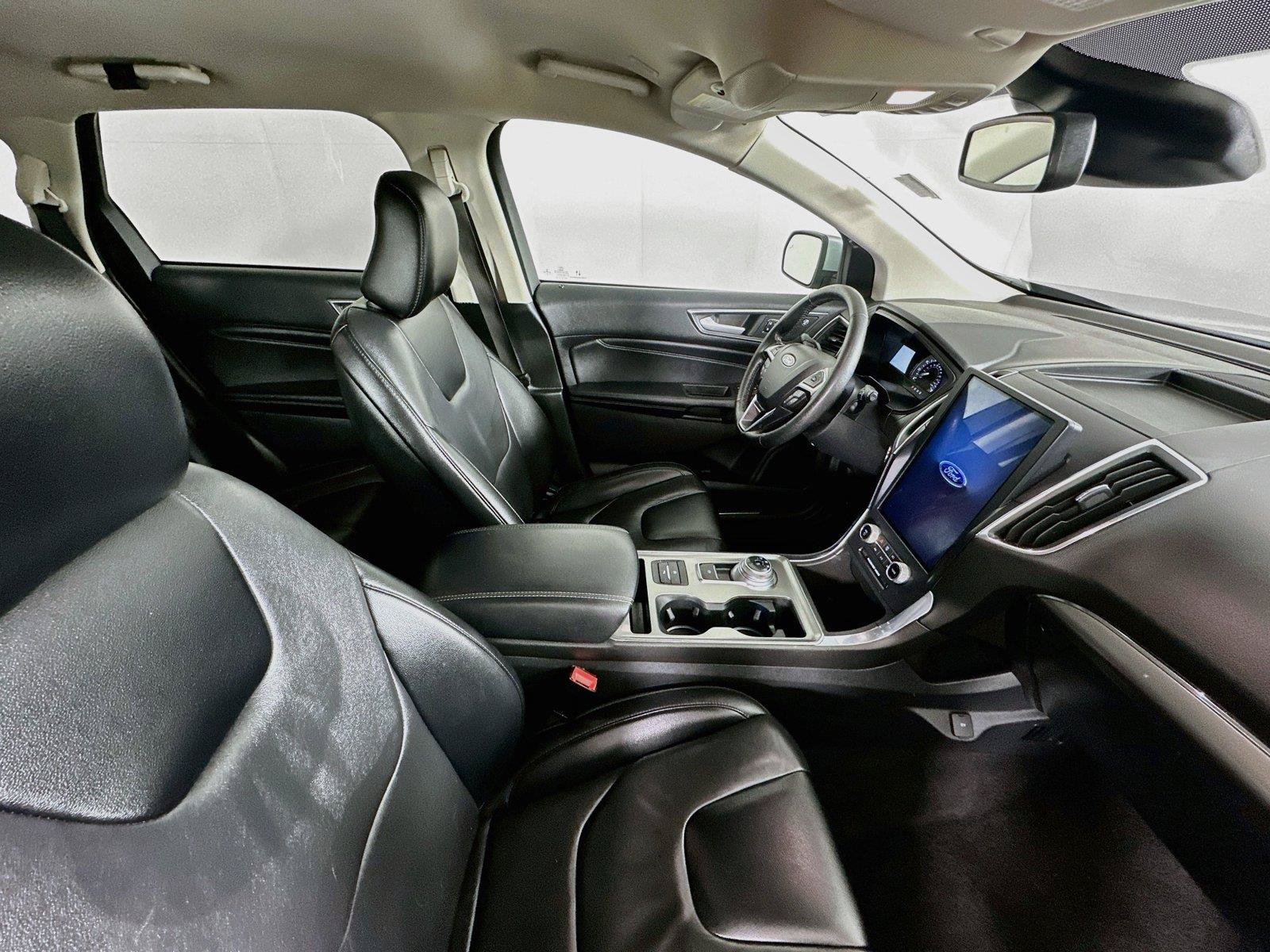 Used 2022 Ford Edge Titanium AWD/4WD image 27