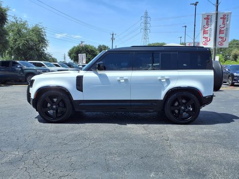 Used 2023 Land Rover Defender 110 X-Dynamic SE AWD/4WD image 9