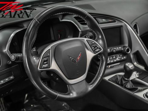 Used 2014 Chevrolet Corvette Z51 w/ 2LT Preferred Equipment Group image 35