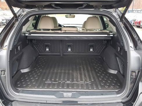 Used 2023 Subaru Outback Limited image 27
