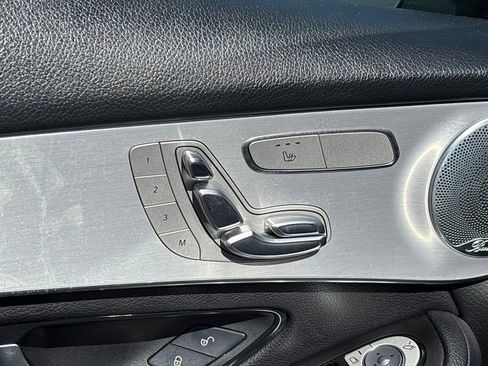 Used 2019 Mercedes-Benz GLC 300 image 22