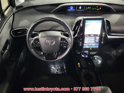 Certified 2021 Toyota Prius Prime Limited image 12