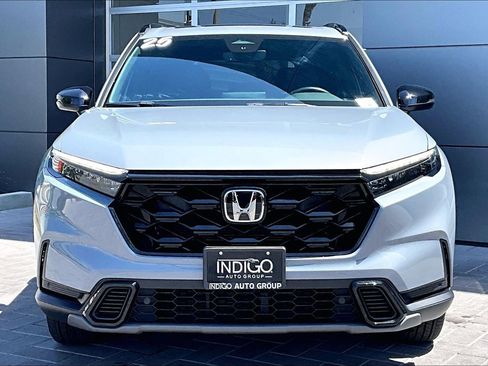 Used 2025 Honda CR-V Sport Touring image 2