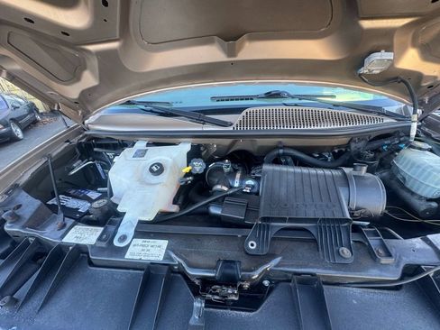 Used 2004 Chevrolet Express 1500 image 14