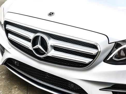 Used 2020 Mercedes-Benz E 350 E 350 RWD Sedan image 14