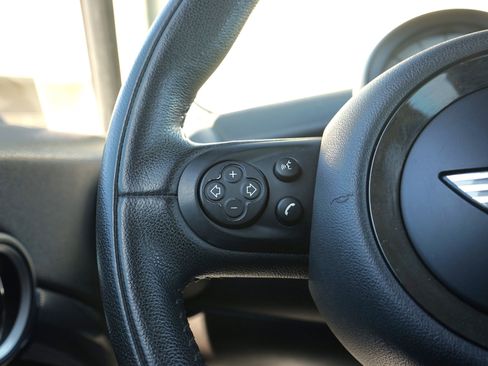 Used 2014 MINI Cooper Clubman S FWD image 15
