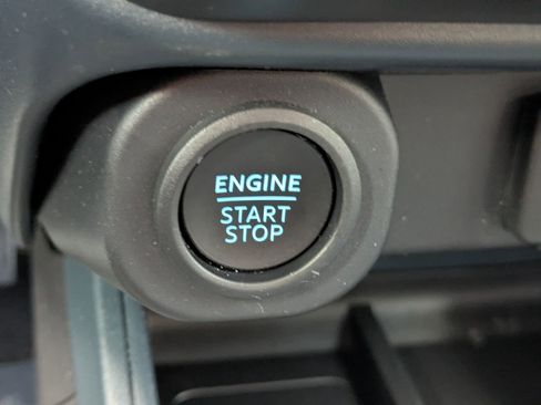 Certified 2025 Ford Maverick Lobo image 22