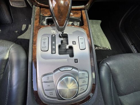 Used 2009 Hyundai Genesis 4.6 w/ Technology Pkg 5 image 17