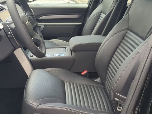 New 2026 Land Rover Discovery Dynamic SE AWD/4WD image 17